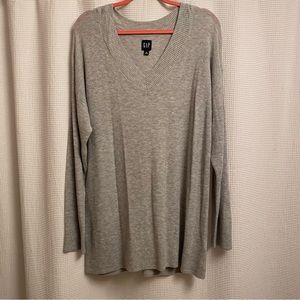NWOT GAP Grey V-neck Sweater Size: Extra Large (XL)